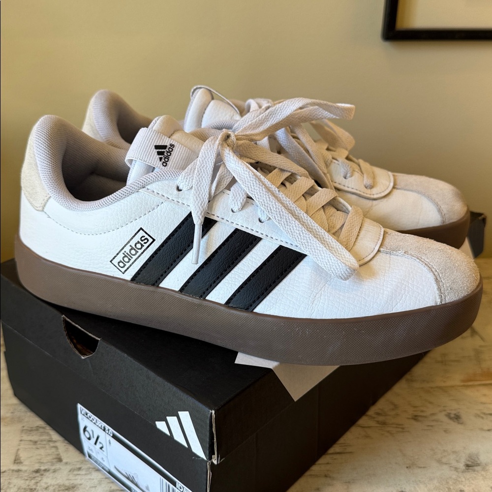 Adidas Women’s VL Court 3.0 Sneakers - Picture 14 of 15